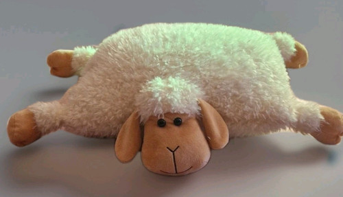 Fluffy sheep soft - fluffy,